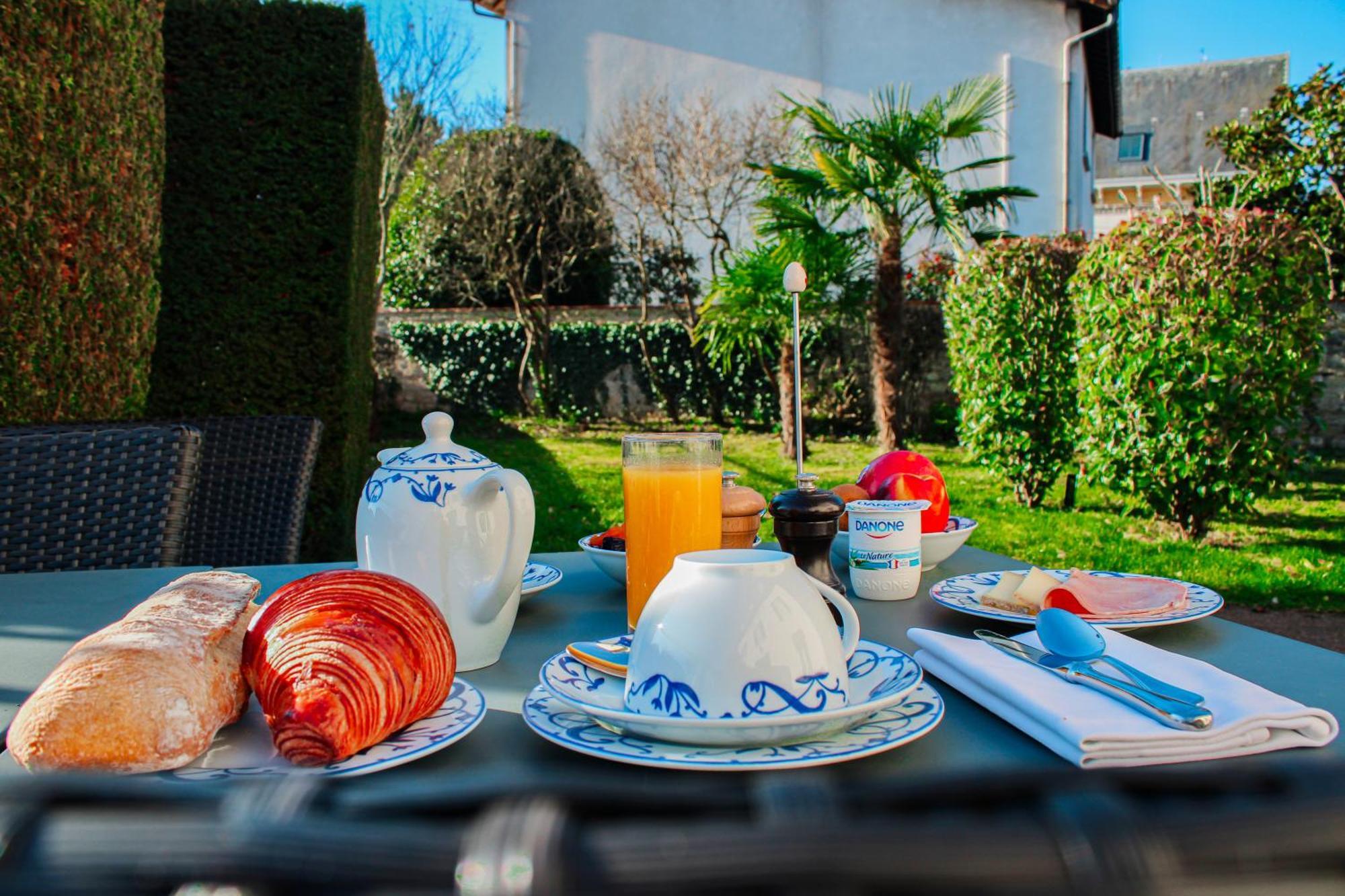 Hotel La Villa Fleurie Μπον Εξωτερικό φωτογραφία